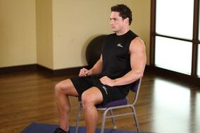 Exercicio na cadeira